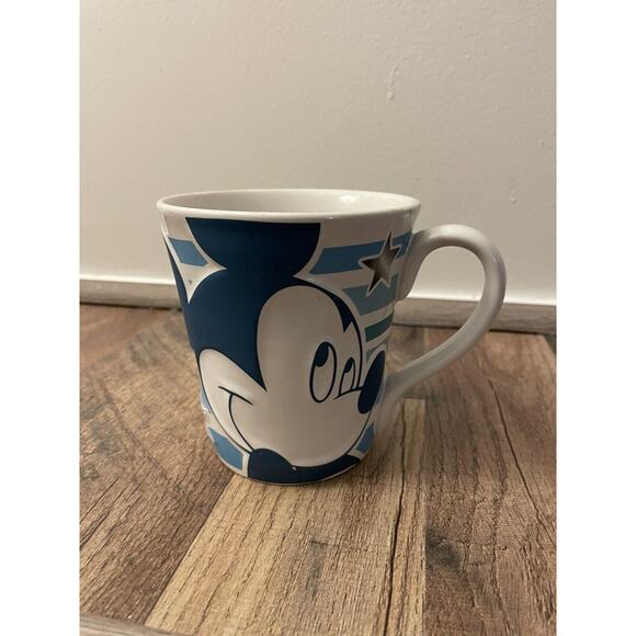 Vintage Mickey Mouse Large Mug Disney Store Raised 3-D Mug White&Blue Stars - Picture 1 of 7